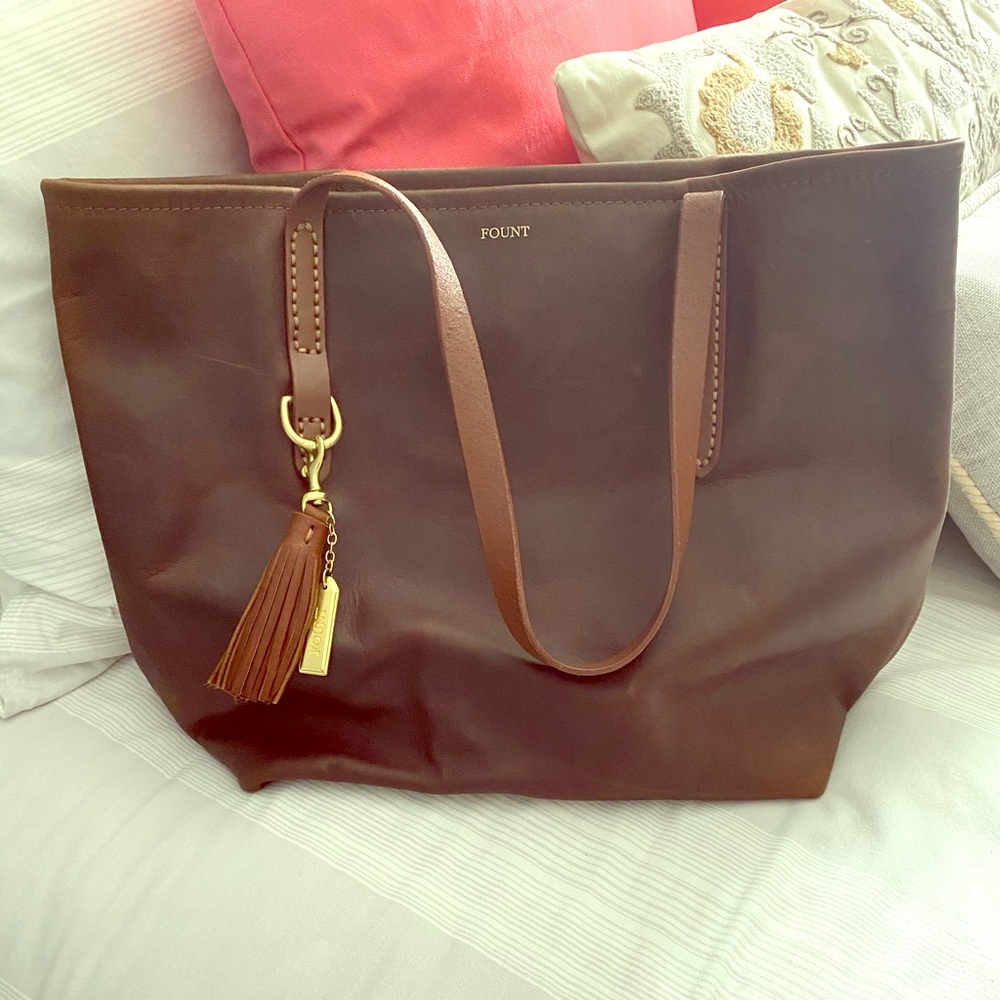 Fount Tote Bag